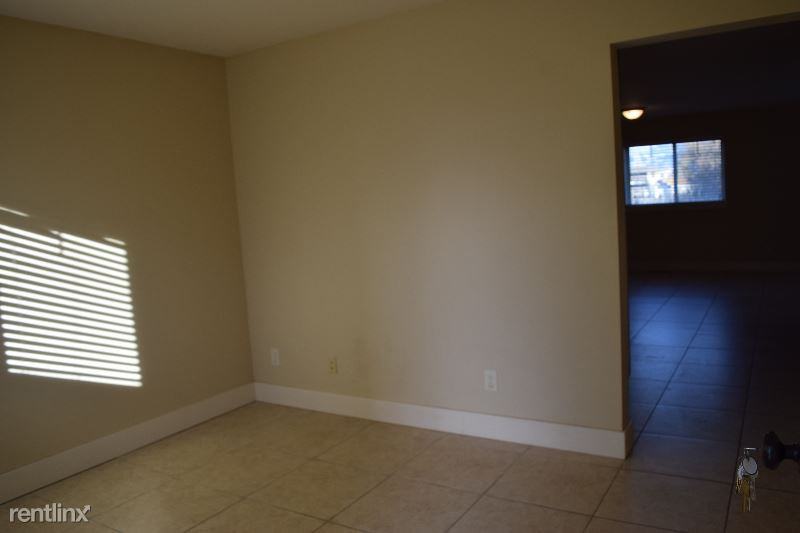 606 Minnesota St 3 - Photo 2 of 13