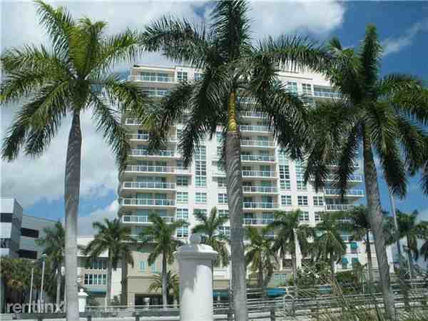 1819 SE 17th St - Photo 2 of 4