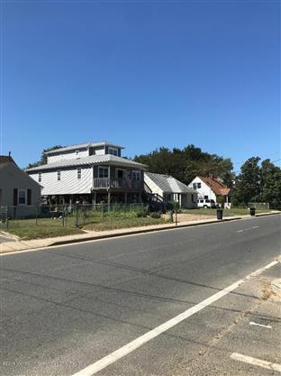 322 Front Street - Photo 2 of 7