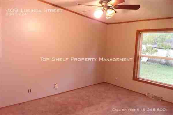 409 Lucinda Street - Photo 2 of 6