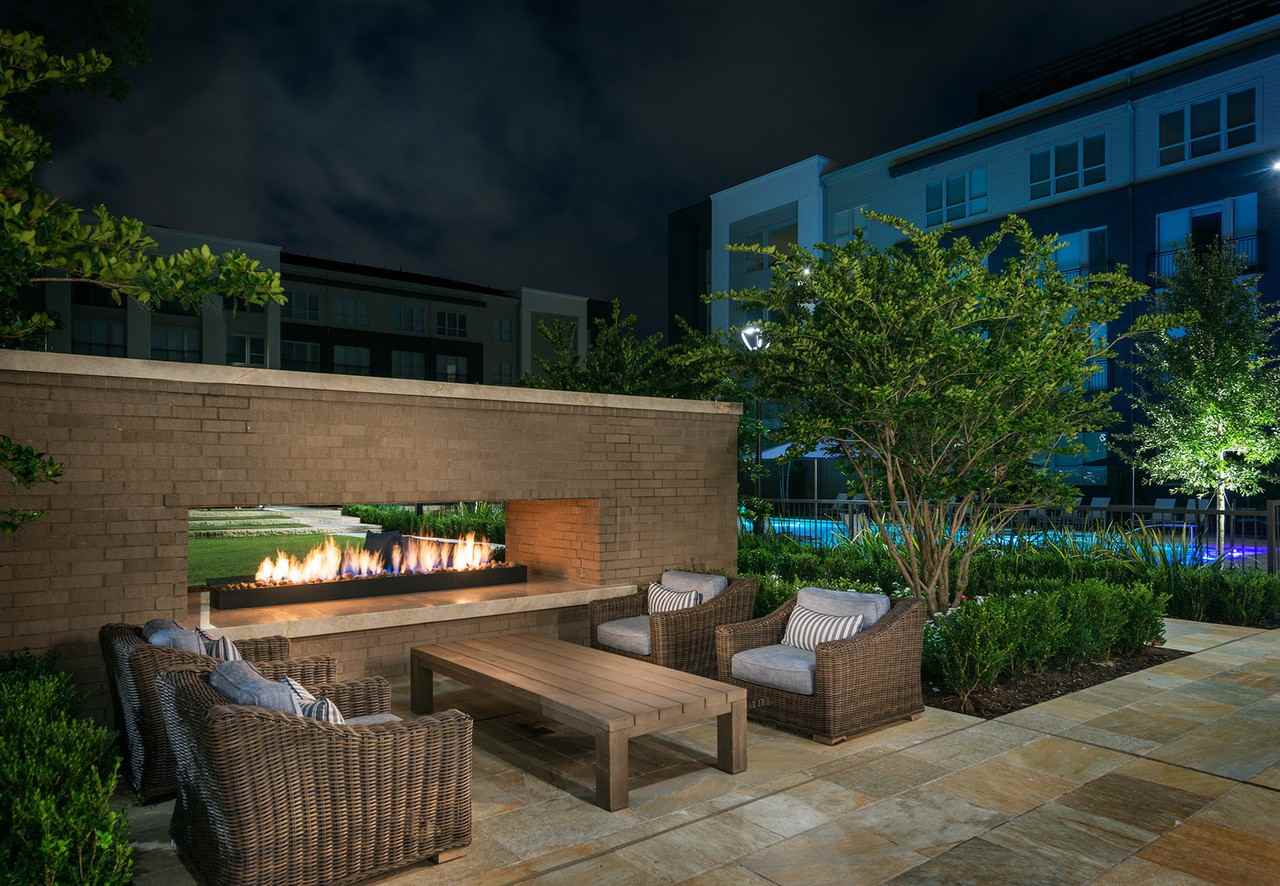 Hanover Midtown Park - Photo 3 of 36