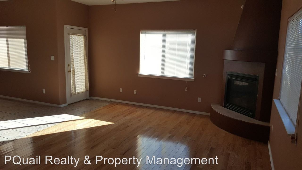 8800 Eagle Feather Ne - Photo 2 of 15