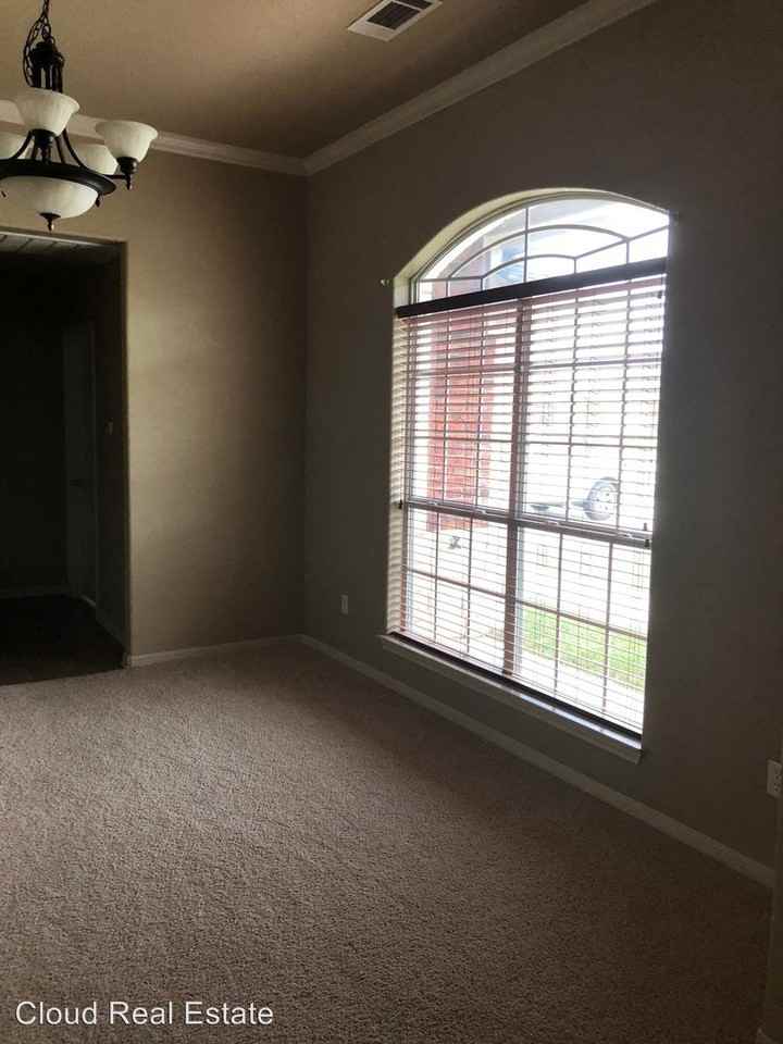 4202 Mildred Ave - Photo 3 of 23