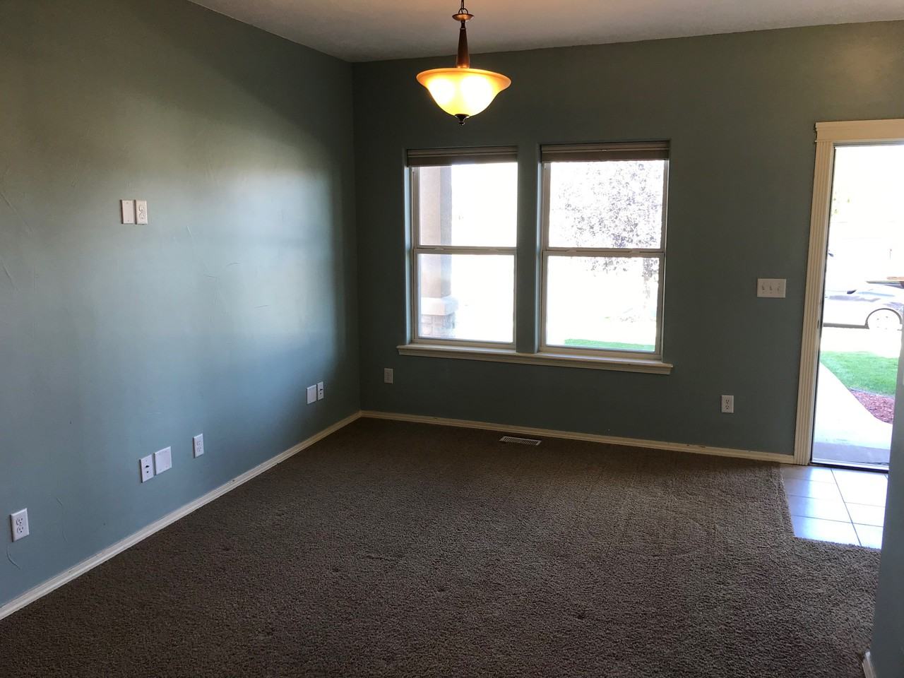 1719 Bison Dr - Photo 3 of 8