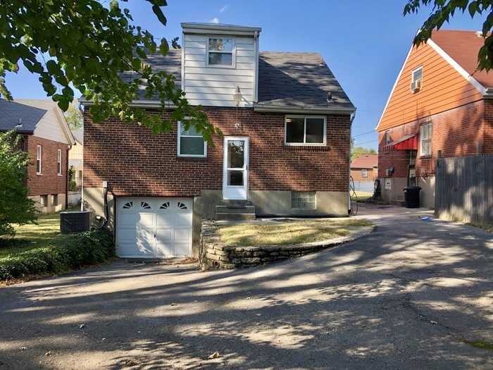 8 Aldon Lane - Photo 2 of 10