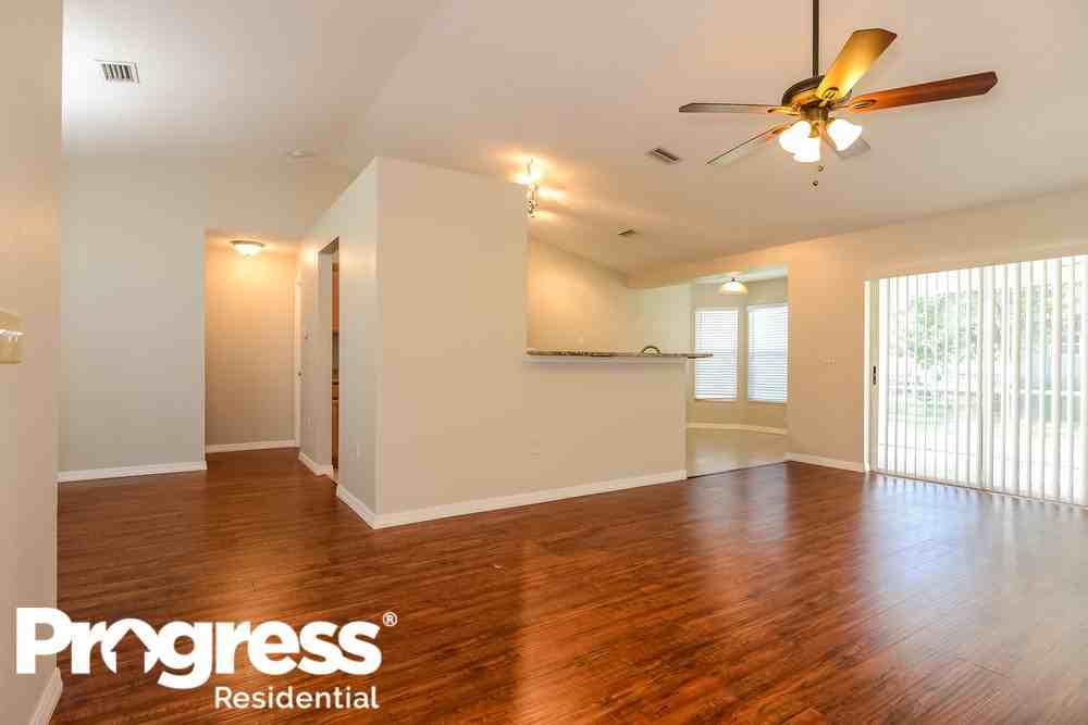 23440 Sierra Rd - Photo 2 of 14