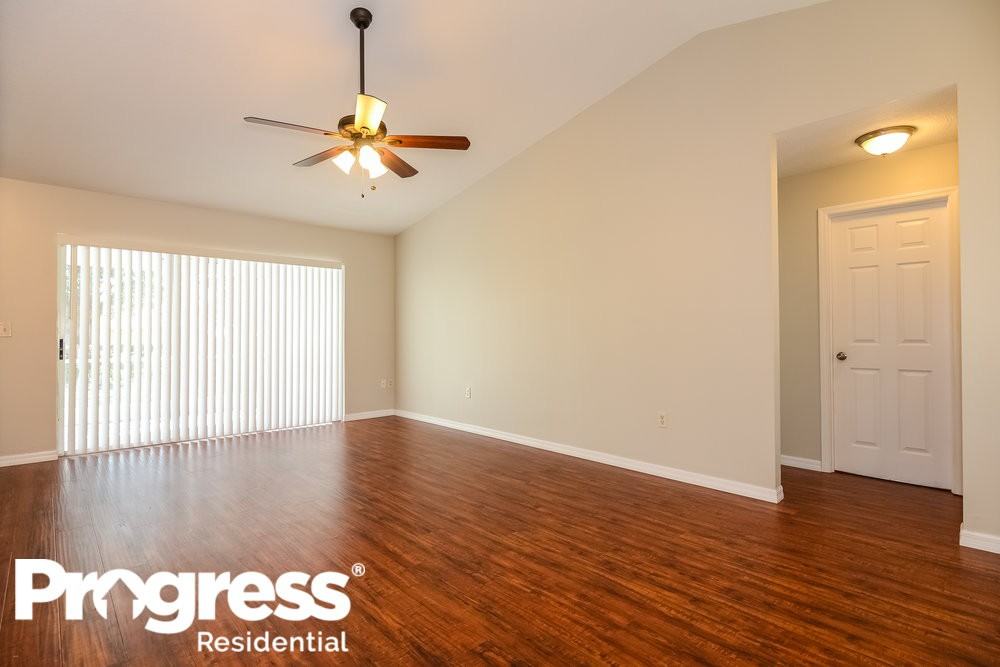 23440 Sierra Rd - Photo 3 of 14