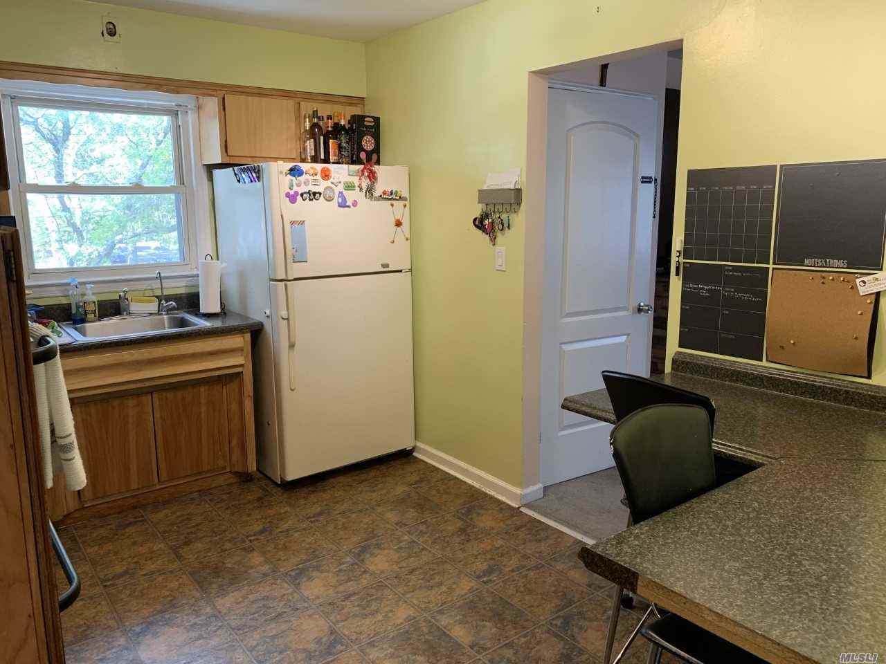 26804 268-04 83rd Ave - Photo 3 of 12