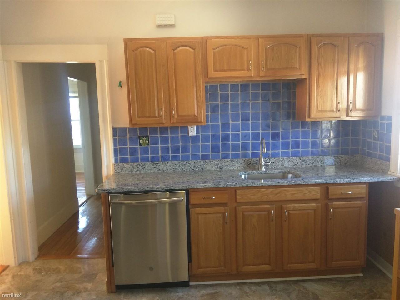 55 Moreland St - Photo 2 of 16