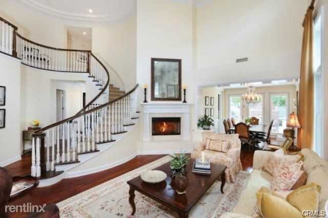 4 Spanish Bay Dr - Photo 2 of 26