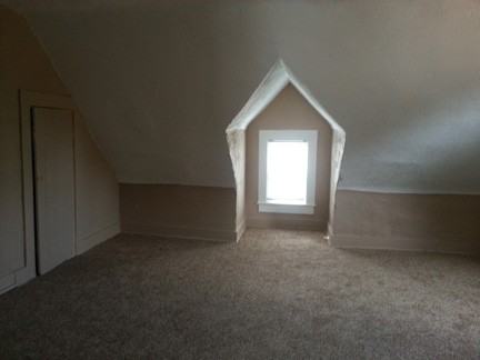 115 Helen St - Photo 3 of 6