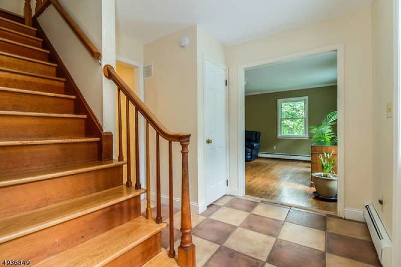 12 Curtis Dr. - Photo 2 of 25