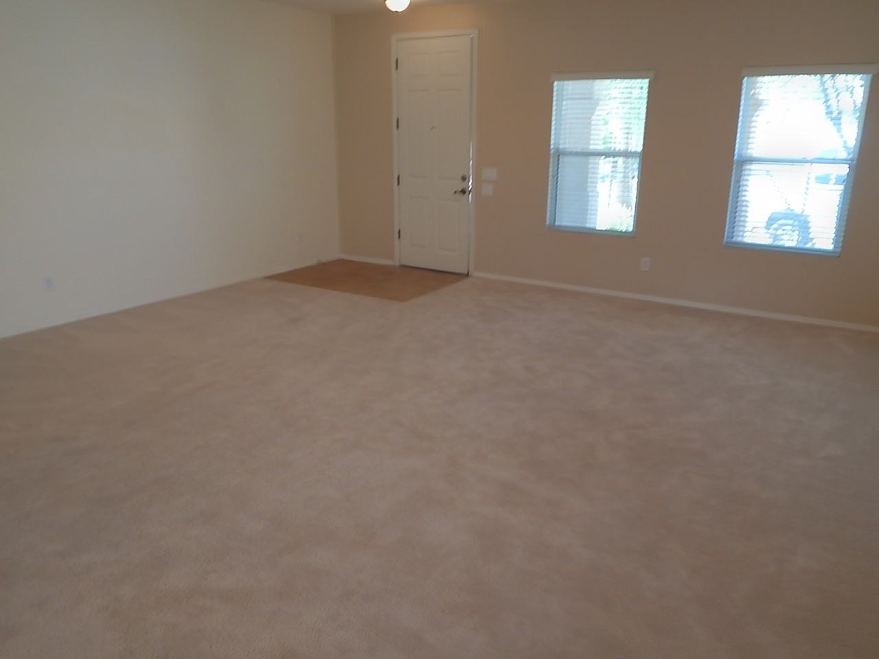 3609 E Farrier Dr - Photo 2 of 44