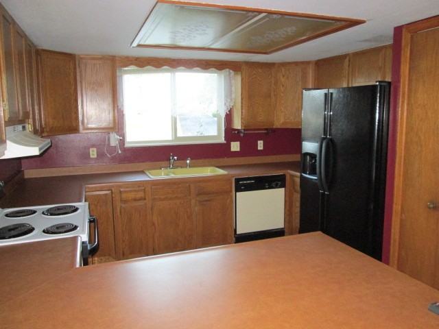 19 Terrace Dr - Photo 3 of 9