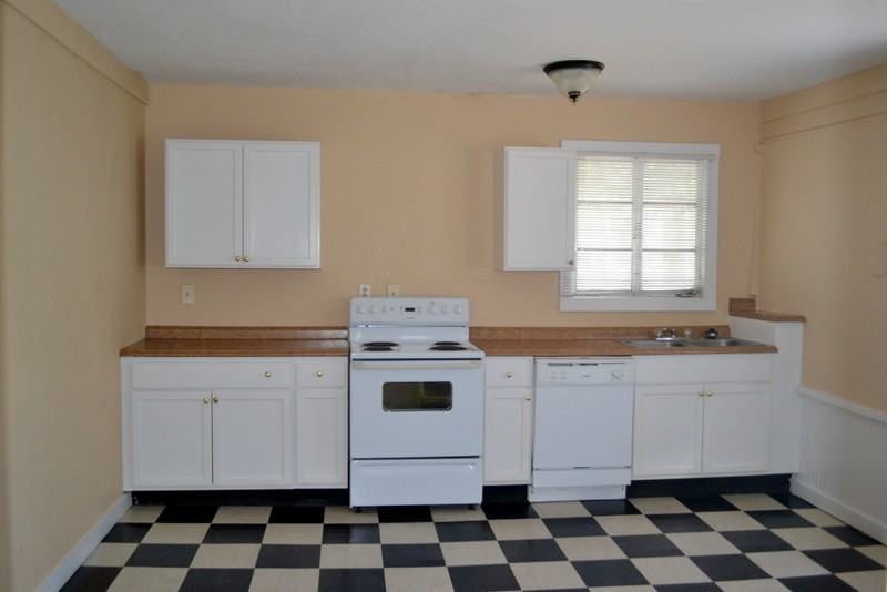 330 S. Woodland Blvd - Photo 2 of 21