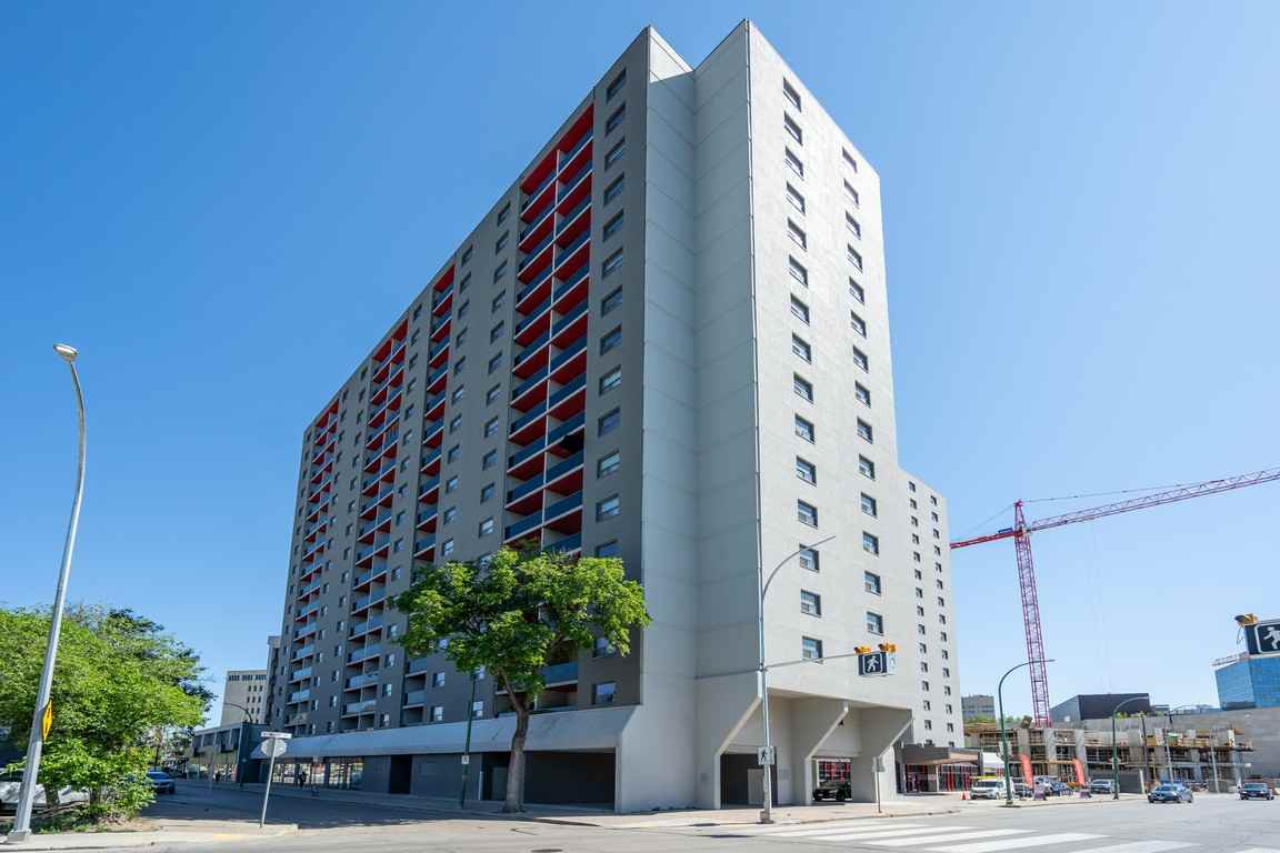 Colony Square Apartments for Rent 525 St. Mary Avenue, Winnipeg, MB