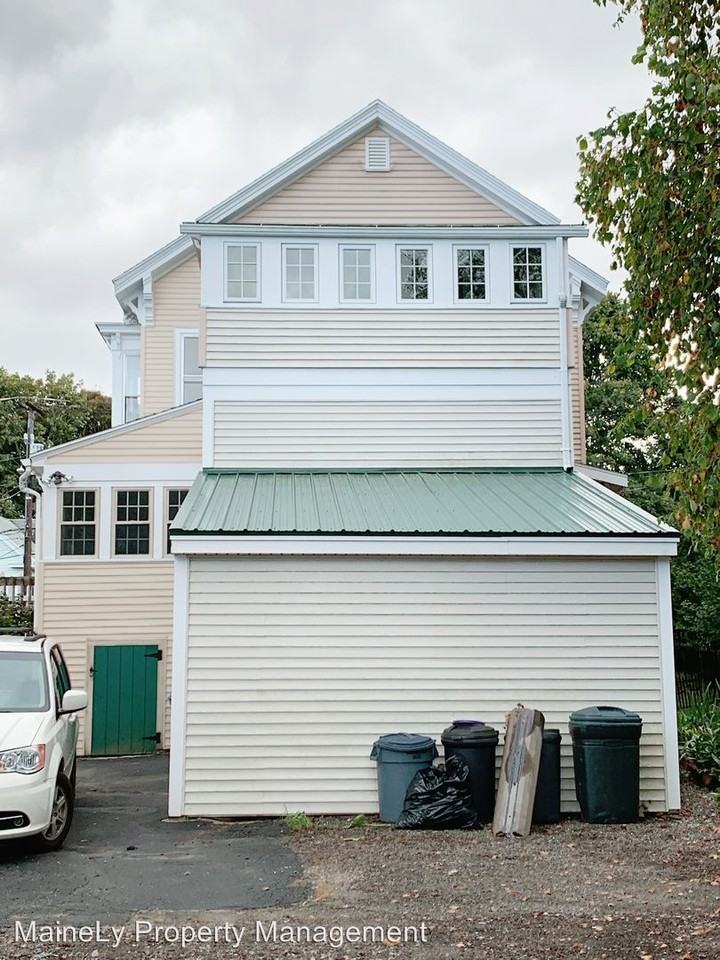 81 Lincoln St - Photo 3 of 29
