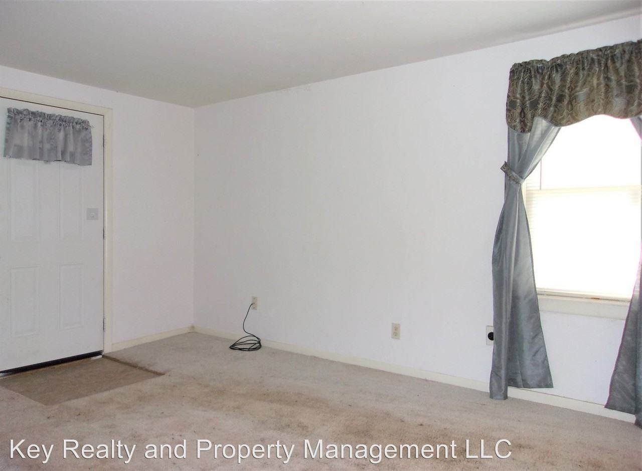 3205 Sw 46th St - Photo 3 of 26