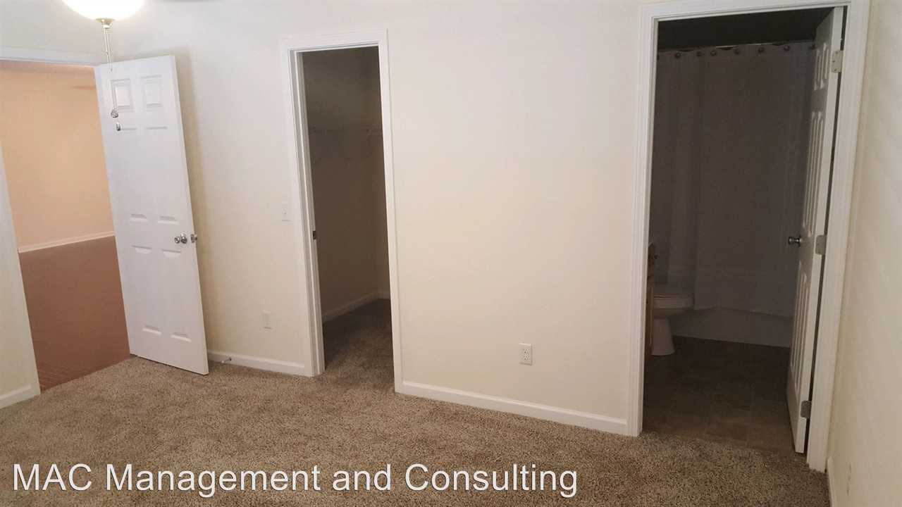 918 Milfred Ave - Photo 3 of 6