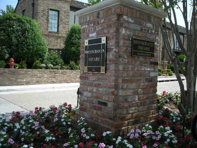 313 Windbrook Drive - Photo 3 of 22