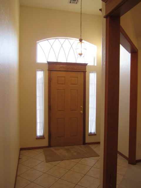 8113 NW 84th Street - Photo 3 of 20