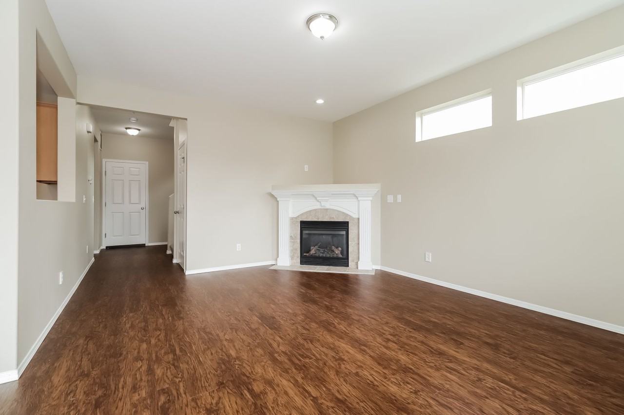 2402 193rd St E - Photo 3 of 21