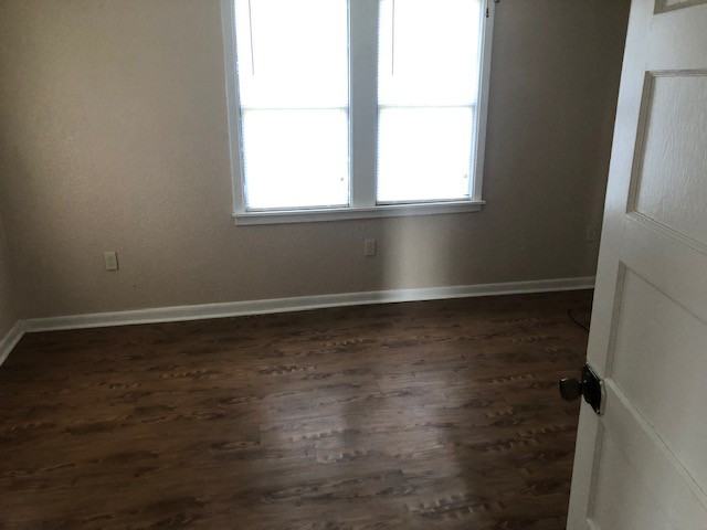 603 Railroad Avenue - Photo 2 of 8