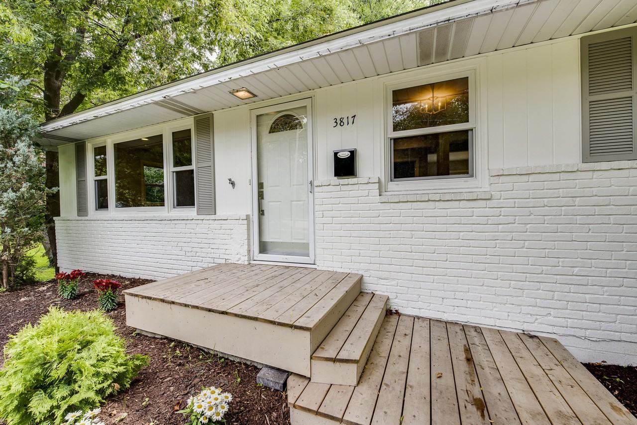 3817 Ewing Avenue South - Photo 2 of 18