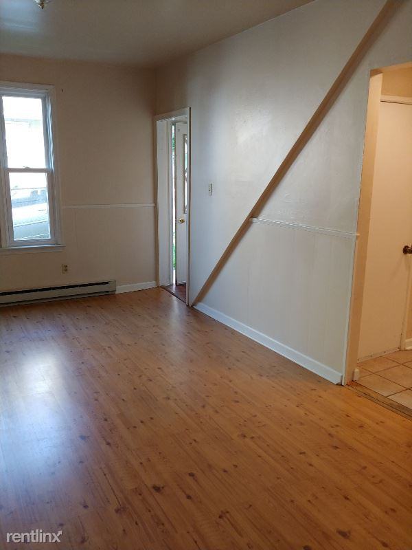 209 Erie Street 1 - Photo 2 of 11