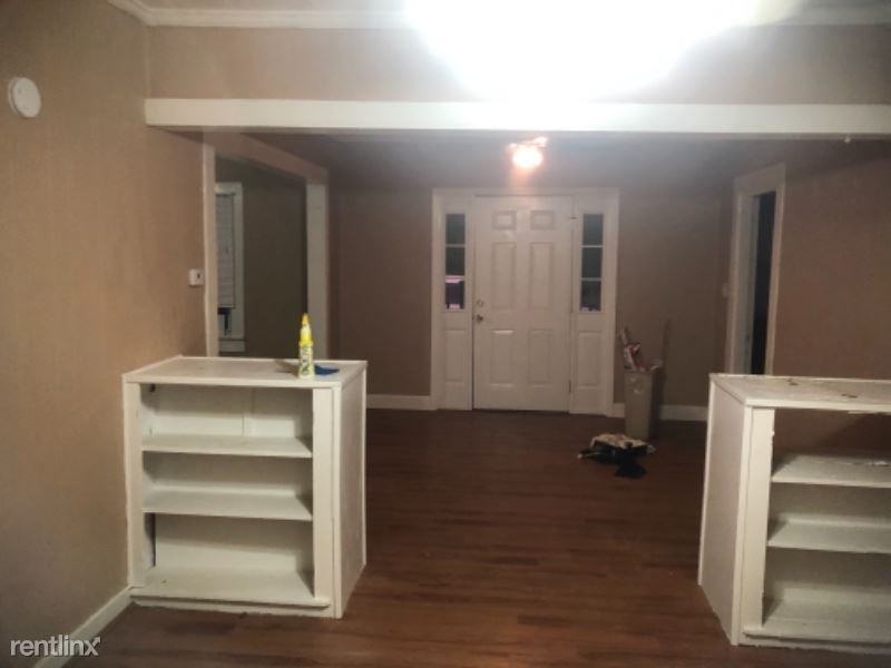 1701 N S St - Photo 3 of 16