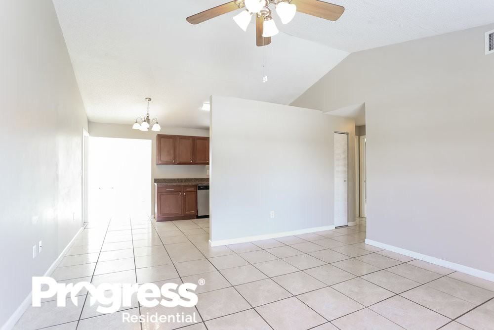 3142 Lenwood Dr - Photo 3 of 16