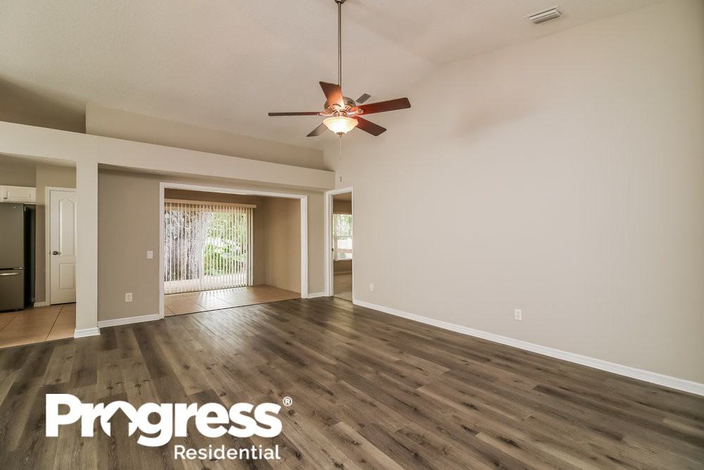 7407 Becky Thatcher Ln - Photo 3 of 15