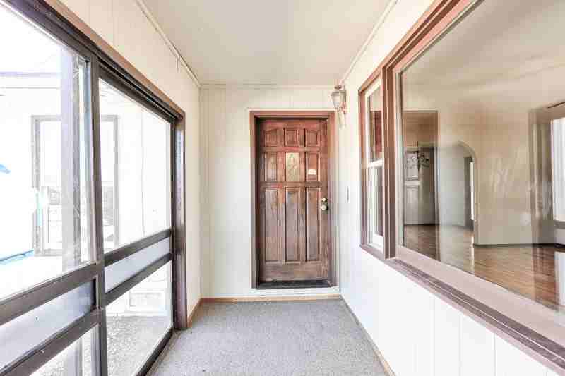 10870 Birch St - Photo 2 of 13