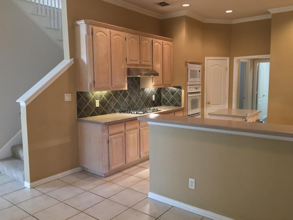 3124 Prestonwood Dr - Photo 3 of 20