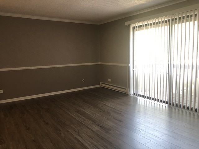 11618 Roberts St 6 - Photo 2 of 8