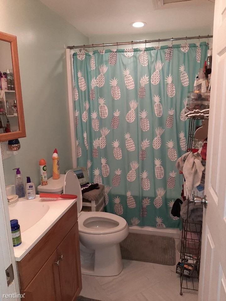 1184 Burton Rd - Photo 2 of 5