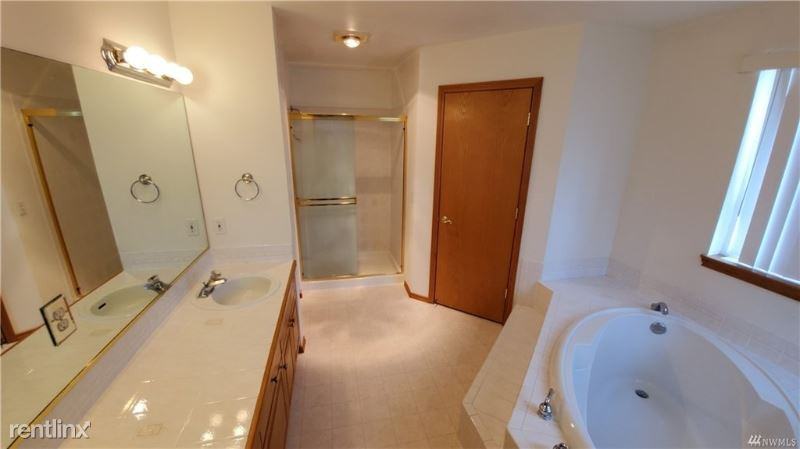 25502 156th Pl Se - Photo 3 of 6