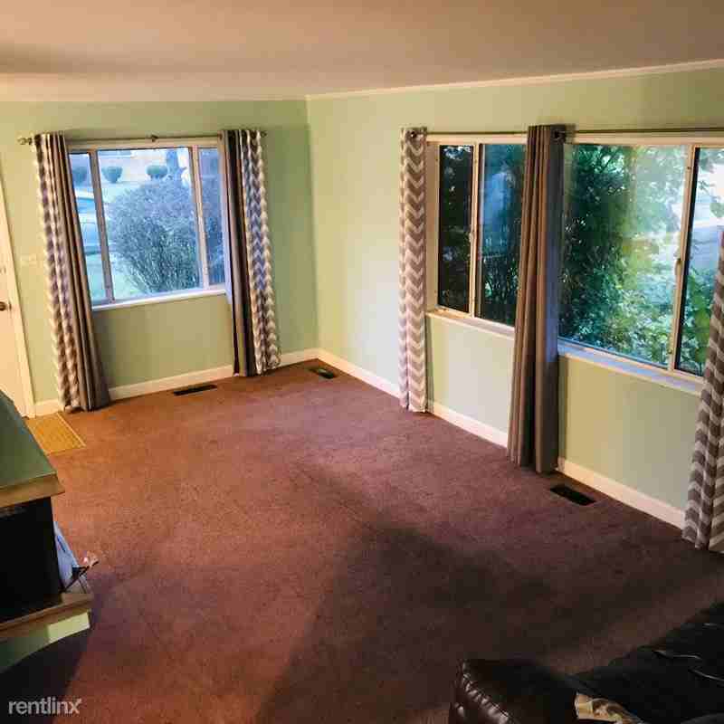 207 Gold St - Photo 3 of 22