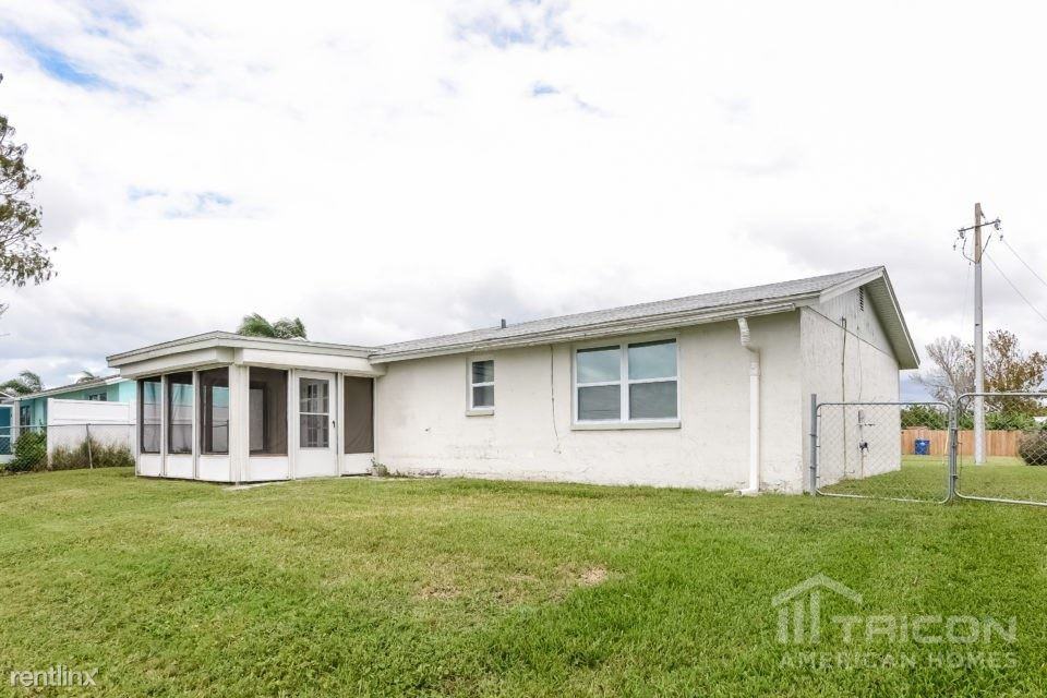 3234 Jackson Drive - Photo 3 of 15