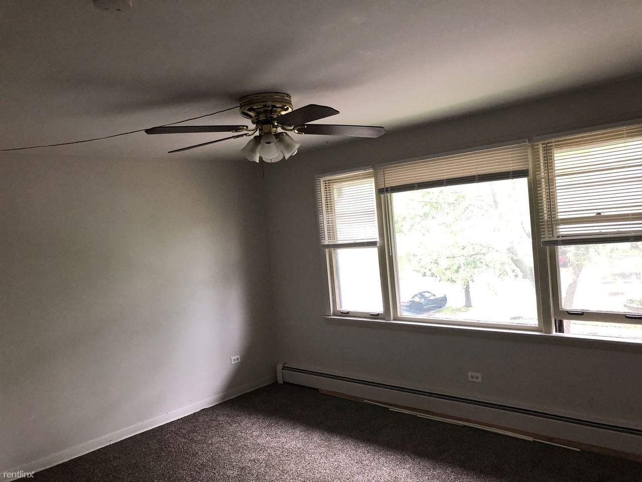 146th and Karlov - Photo 2 of 7