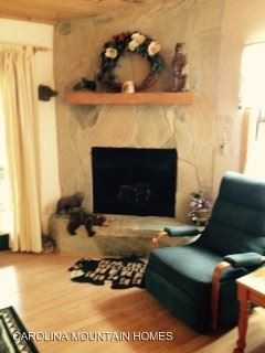 345 Hilltop Lane - Photo 3 of 17