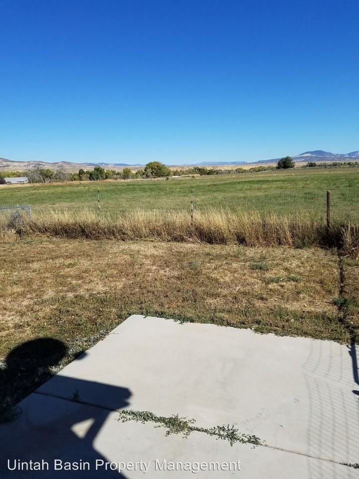 662 N. 650 E. - 662 #662 - Photo 2 of 22