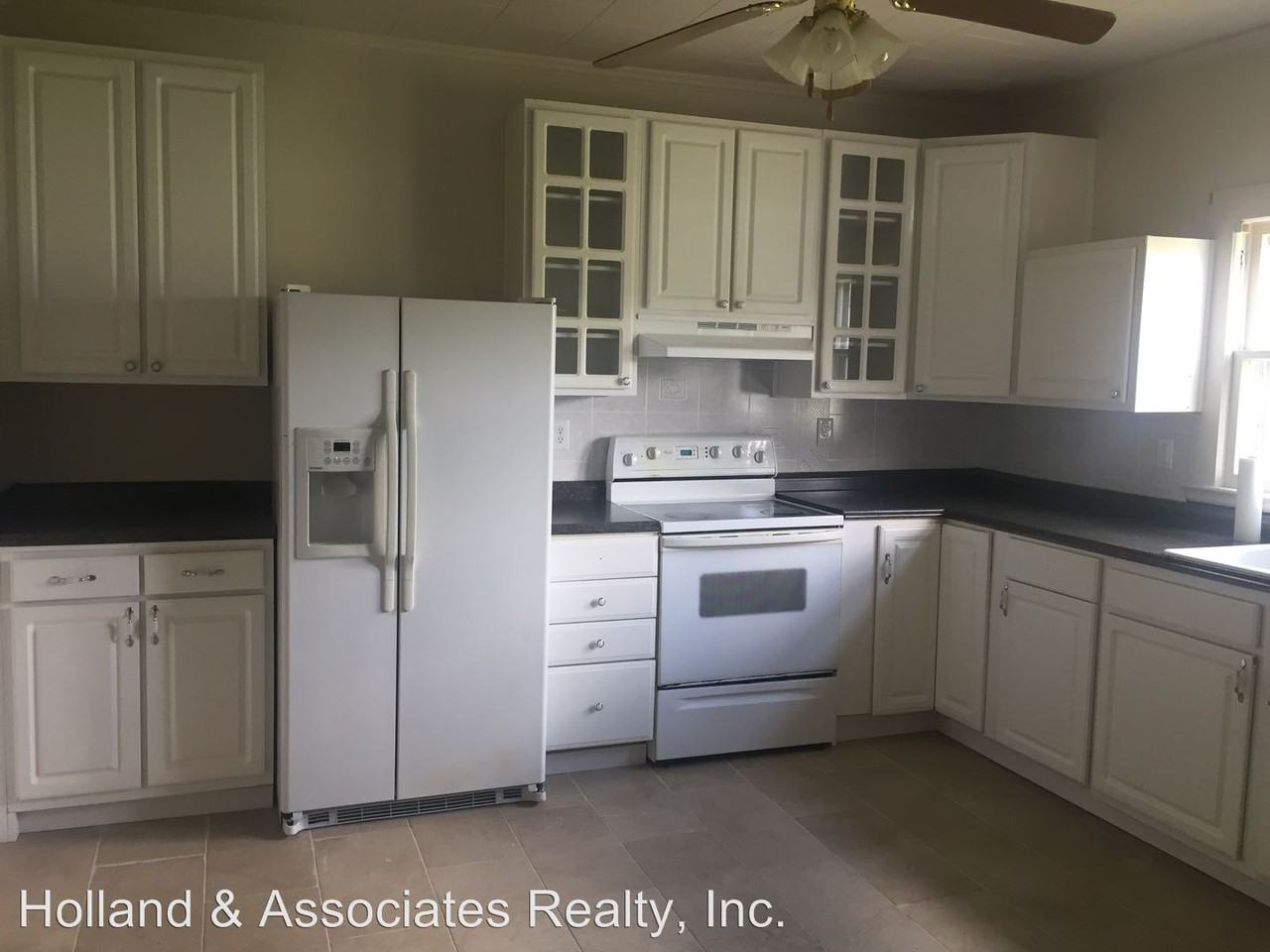 1223 Carolina Avenue - Photo 3 of 9