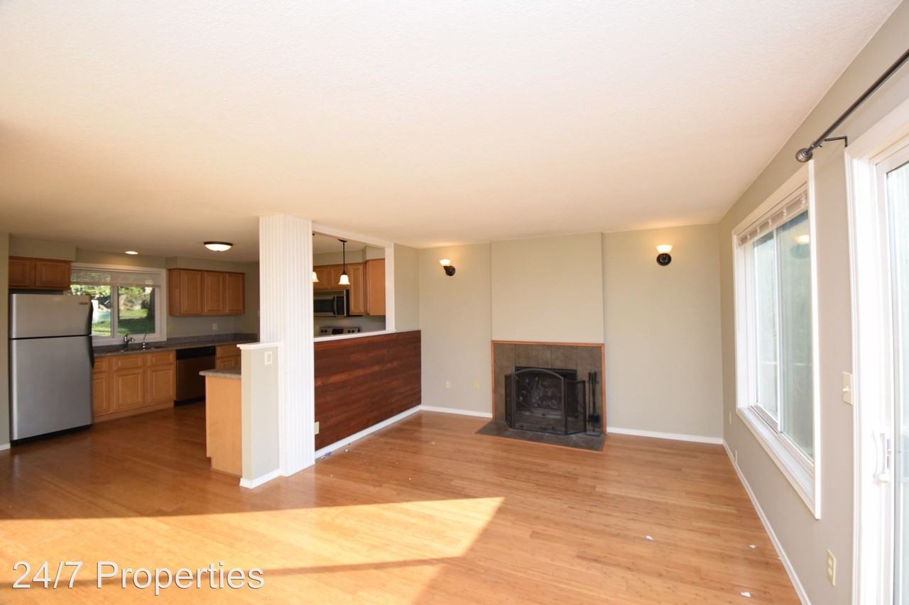 4329 Imperial Drive - Photo 3 of 15