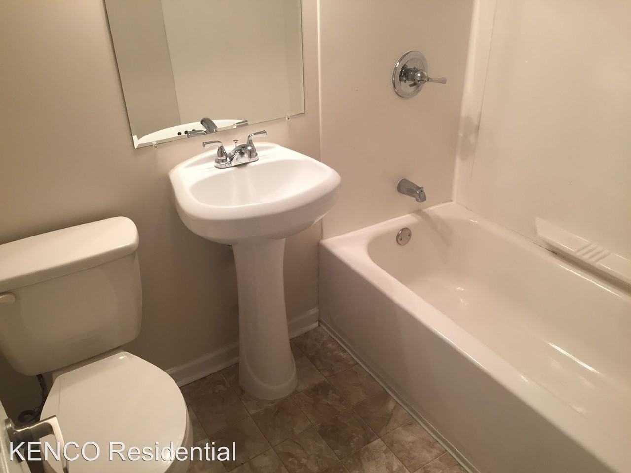 393 Lockheed Avenue, SE - Photo 2 of 12