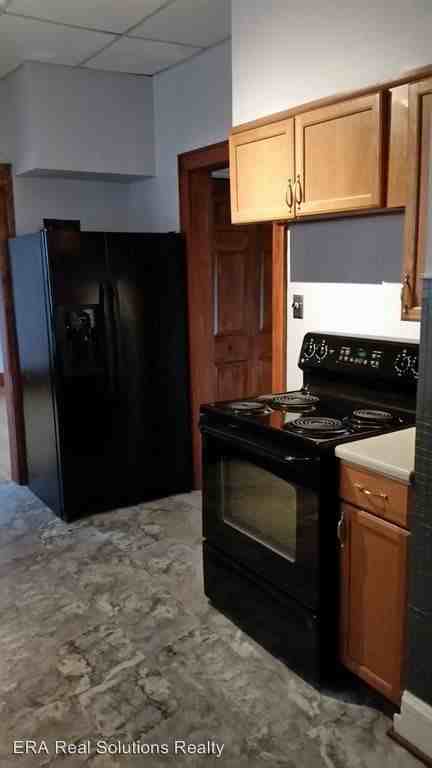 347 Piatt Avenue - Photo 3 of 8