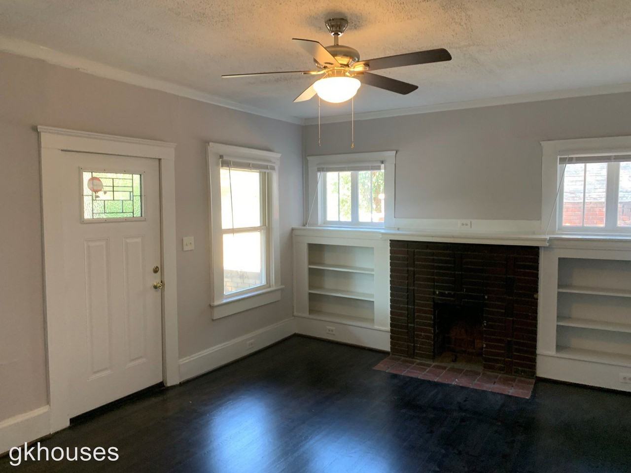 3624 Norwood Blvd - Photo 2 of 12