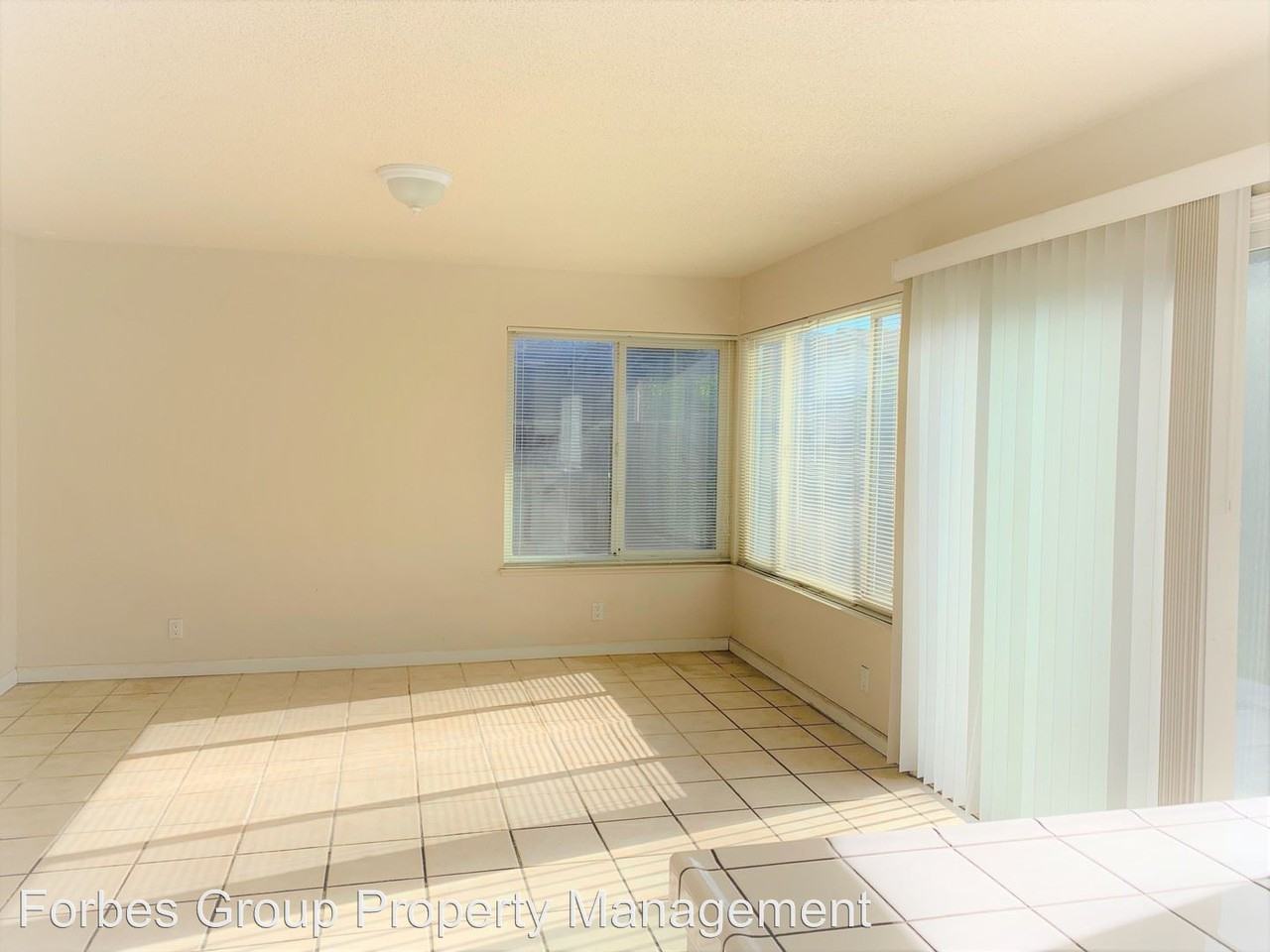 242 Vineyard Dr. - Photo 3 of 4