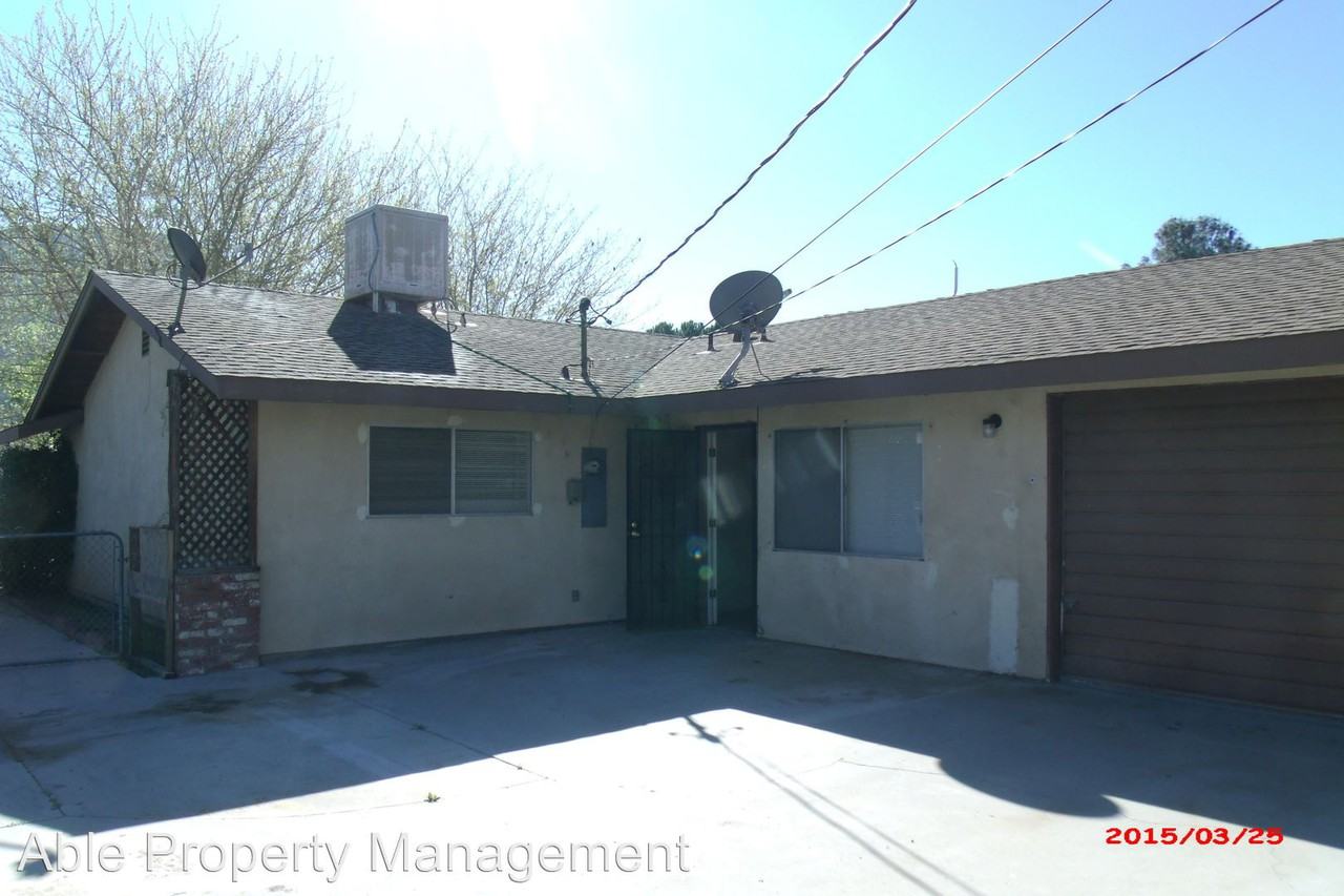 2905 Claire St - Photo 2 of 7