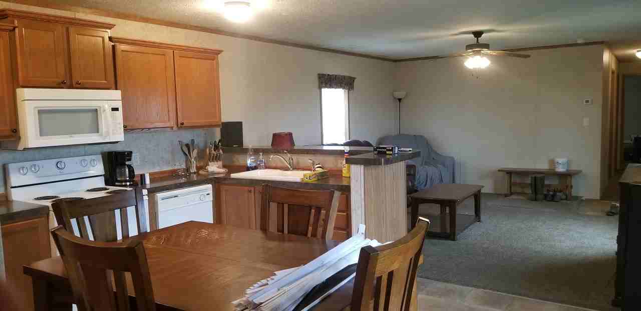 10408 24th St Nw - Photo 2 of 6